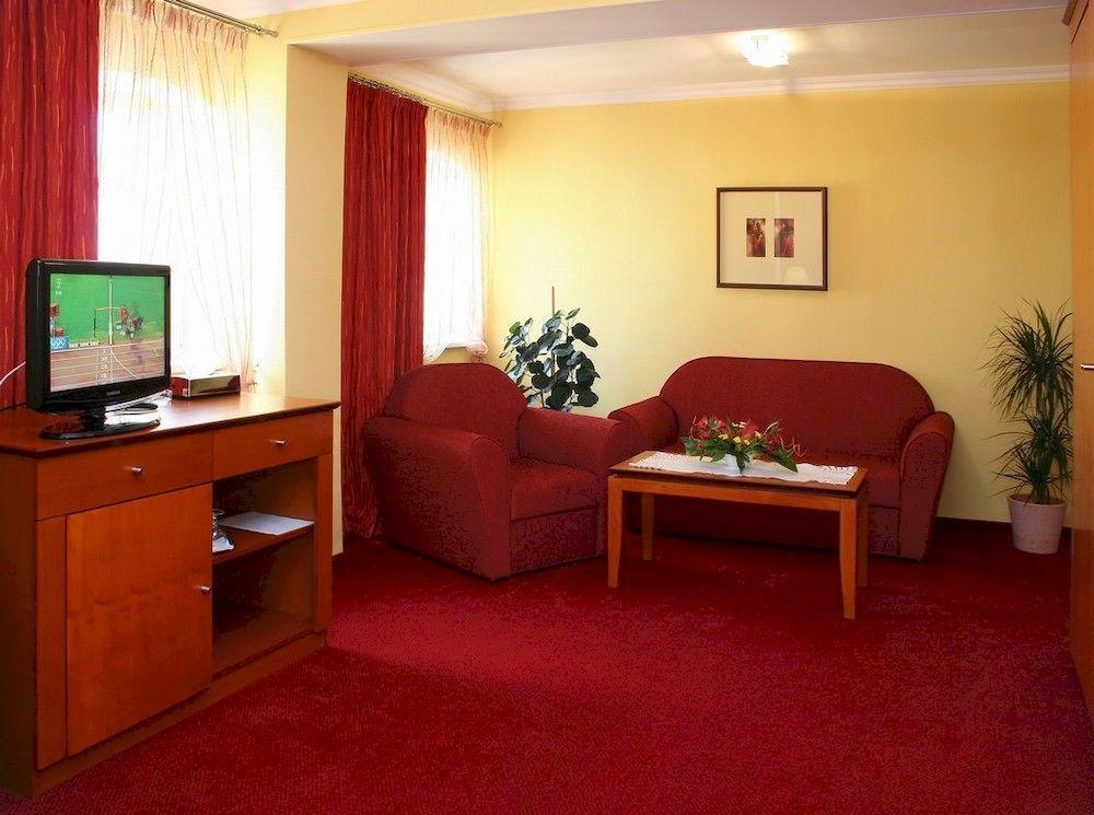 Hotel Ceska Koruna Decin Buitenkant foto