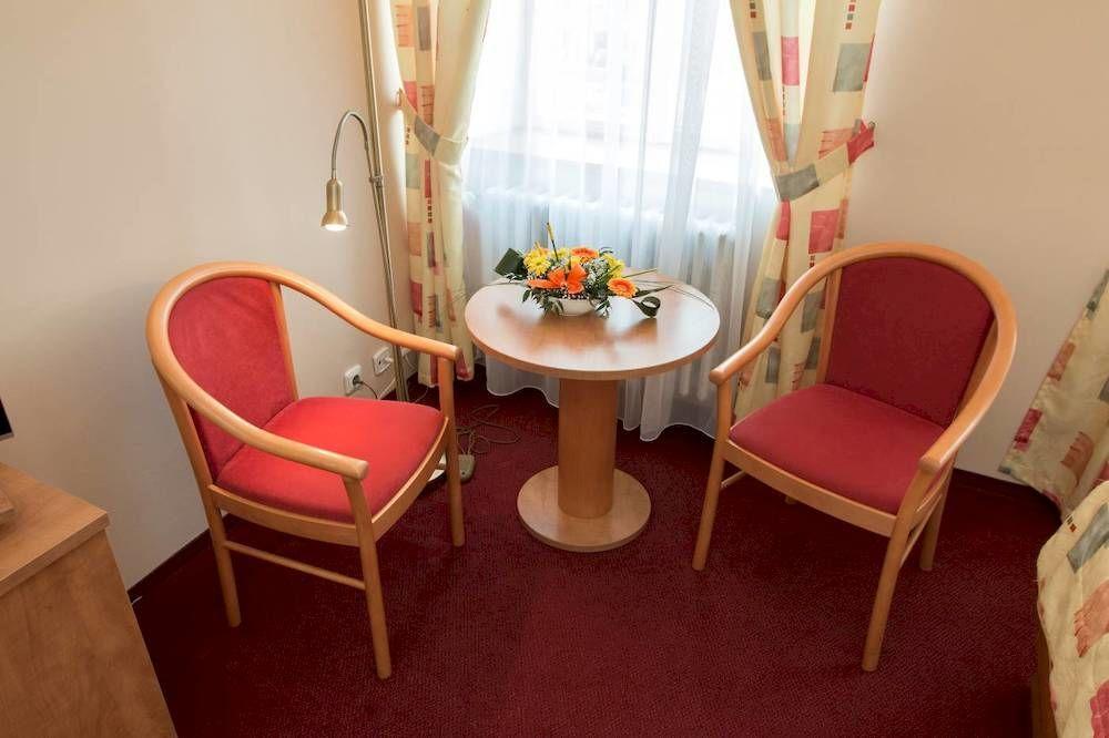 Hotel Ceska Koruna Decin Buitenkant foto