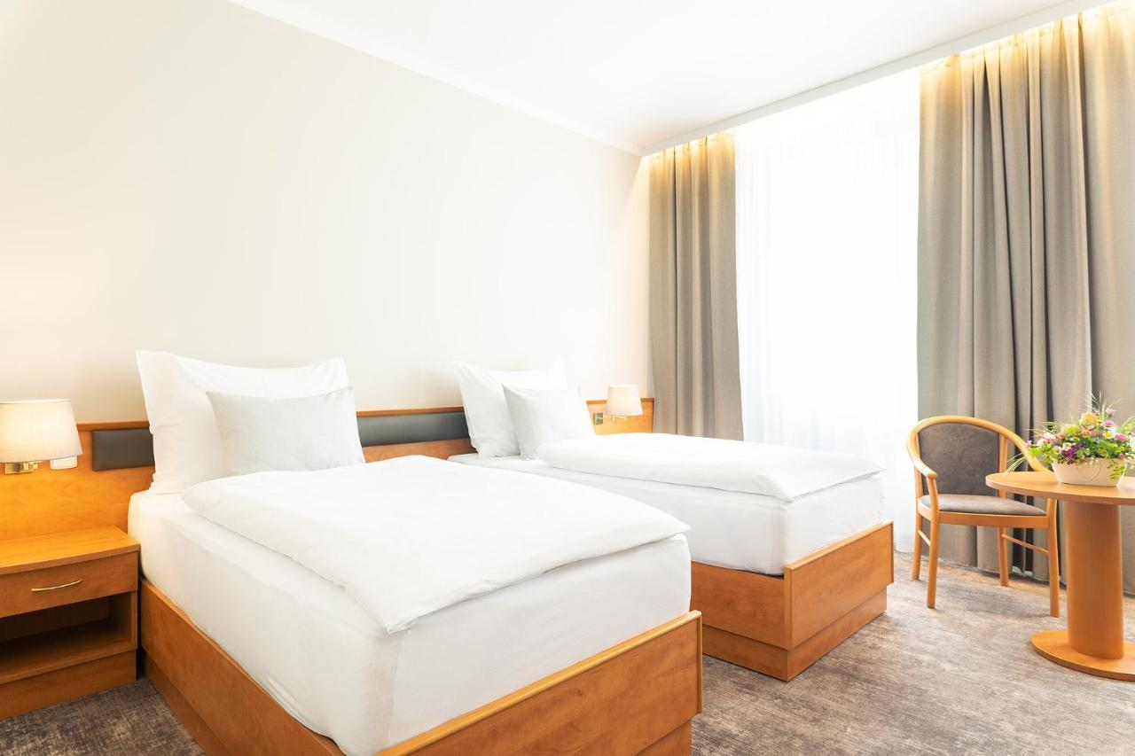 Hotel Ceska Koruna Decin Buitenkant foto
