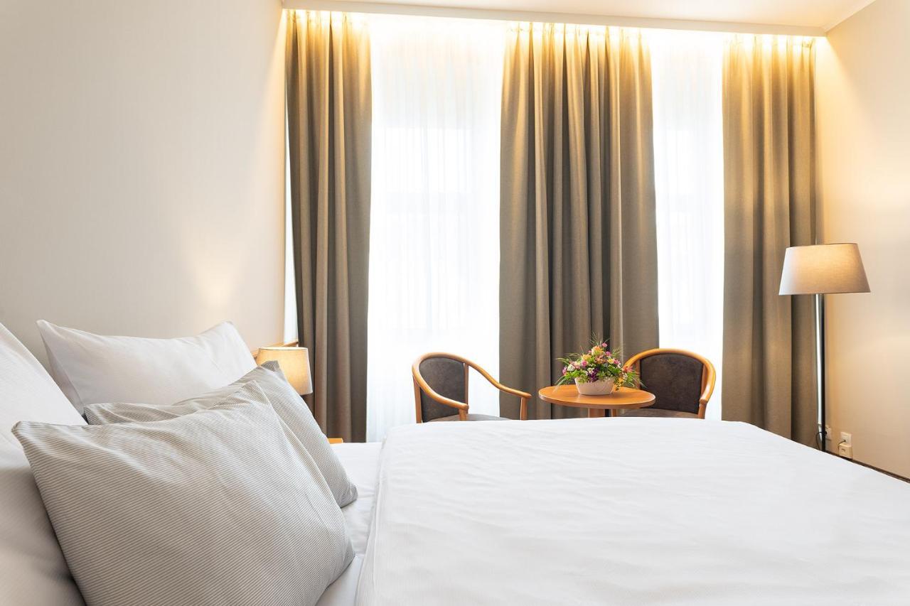 Hotel Ceska Koruna Decin Buitenkant foto